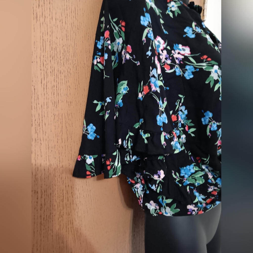 Anthropologie Maeve Aveiro Flutter-sleeved Buttondown size XS - Picture 5 of 11